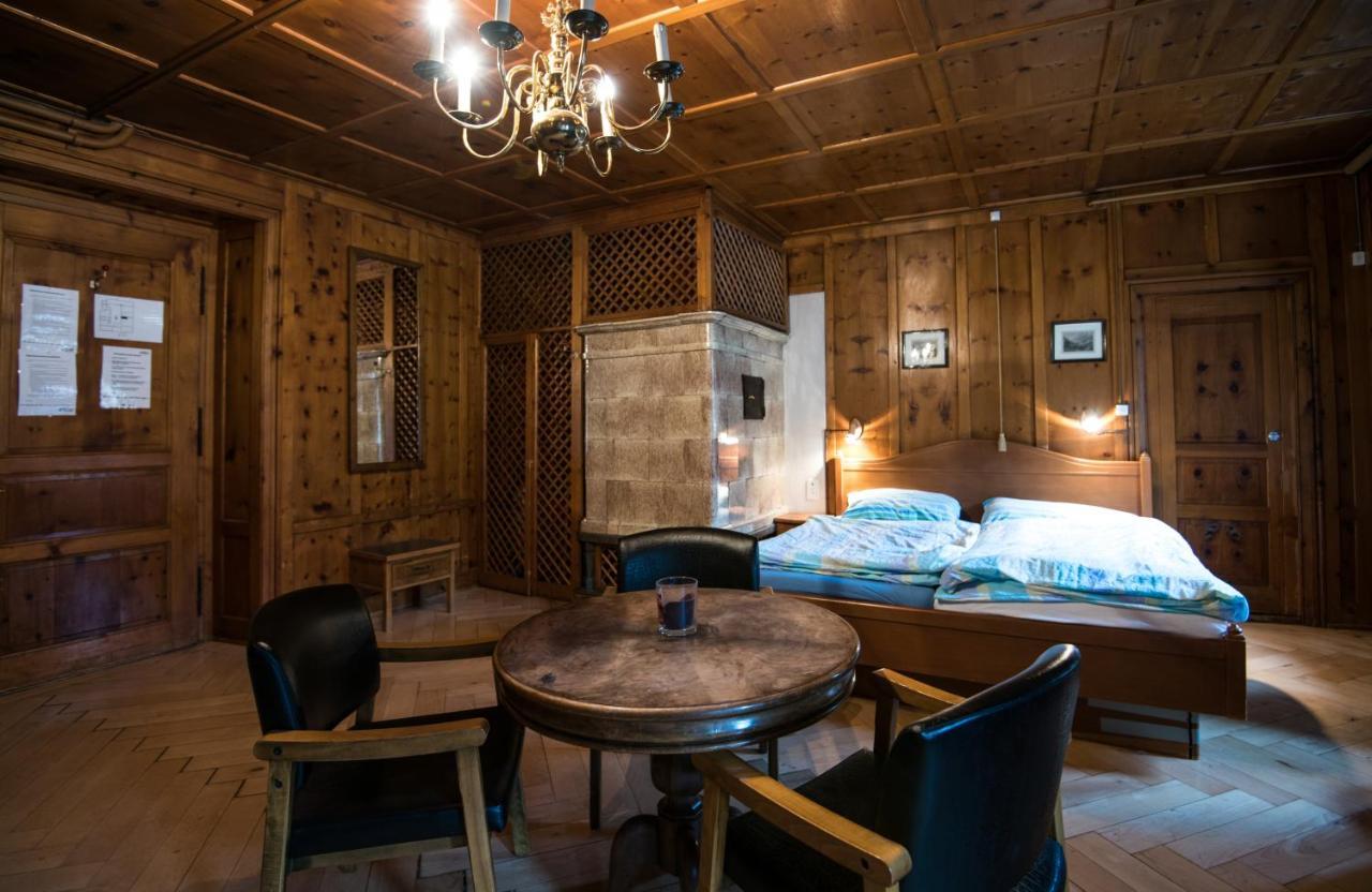 Hotel Jenatsch Parpan Exteriör bild